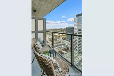 650 Bellevue Way NE #2808, Bellevue, WA 98004 - Photo 12