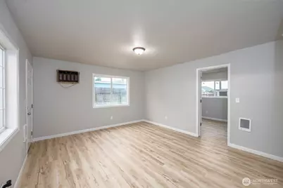 4253 NE Lincoln Drive, Moses Lake, WA 98837 - Photo 6