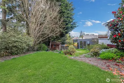 21606 114th Street E, Bonney Lake, WA 98391 - Photo 16
