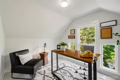 2516 3rd Avenue W, Seattle, WA 98119 - Photo 24