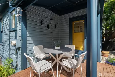 2516 3rd Avenue W, Seattle, WA 98119 - Photo 32