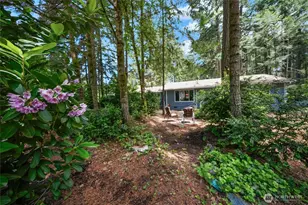 11222 Country Club Pl, Anderson Island, WA 98303 - Photo 2