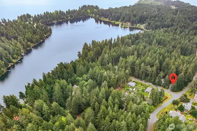 11222 Country Club Place, Anderson Island, WA 98303 - Photo 38