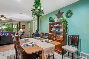11222 Country Club Pl, Anderson Island, WA 98303 - Photo 18
