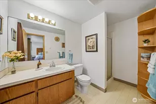 11222 Country Club Pl, Anderson Island, WA 98303 - Photo 26