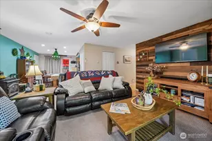 11222 Country Club Pl, Anderson Island, WA 98303 - Photo 14