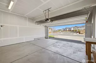 10730 188 St E, Puyallup, WA 98374 - Photo 30