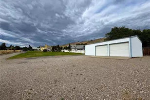 210 25th St NE, East Wenatchee, WA 98802 - Photo 32