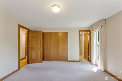 15733 SE 175th Place, Renton, WA 98058 - Photo 18