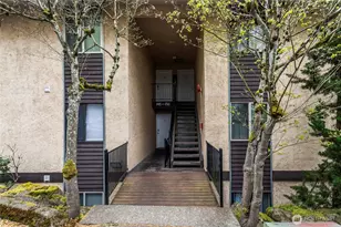 12423 NE 145th Pl, Kirkland, WA 98034 - Photo 1