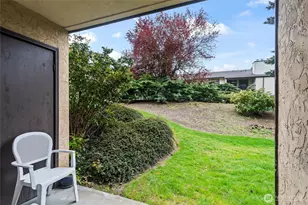 12423 NE 145th Pl, Kirkland, WA 98034 - Photo 18