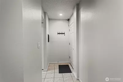 12423 NE 145th Place #B145, Kirkland, WA 98034 - Photo 2