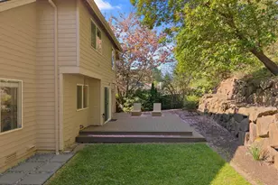 8218 126th Pl SE, Newcastle, WA 98056 - Photo 36