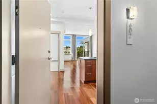 4547 8th Ave NE, Seattle, WA 98105 - Photo 18
