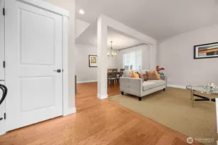 18921 10th Dr SE, Bothell, WA 98012 - Photo 8