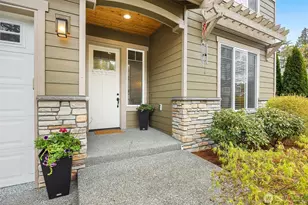 18921 10th Dr SE, Bothell, WA 98012 - Photo 2