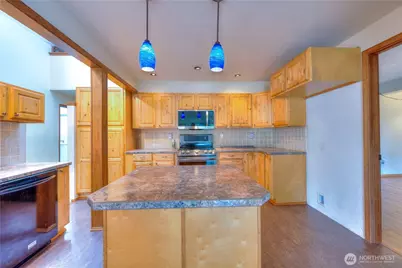 8325 Spurgeon Creek Road SE, Olympia, WA 98513 - Photo 6