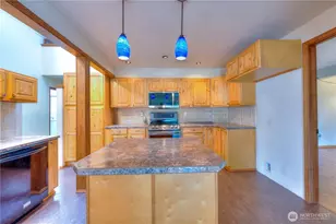 8325 Spurgeon Creek Rd SE, Olympia, WA 98513 - Photo 6