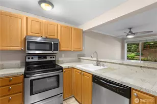 12603 100th Ln NE, Kirkland, WA 98034 - Photo 8
