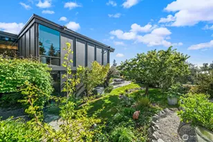 8627 Fauntlee Crest SW, Seattle, WA 98136 - Photo 38