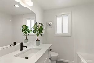 7338 23rd Ave NE, Seattle, WA 98115 - Photo 16