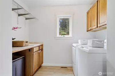 15410 Waynita Way NE, Bothell, WA 98011 - Photo 20