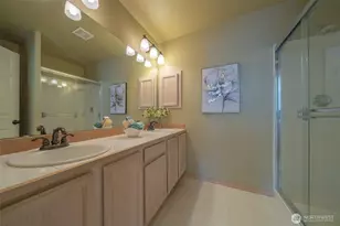 18825 19th Dr SE, Bothell, WA 98012 - Photo 14