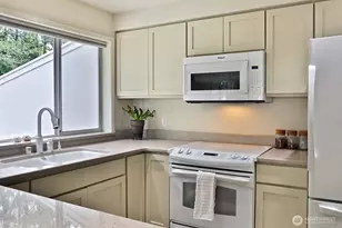 566 Creekside Terrace, Langley, WA 98260 - Photo 6