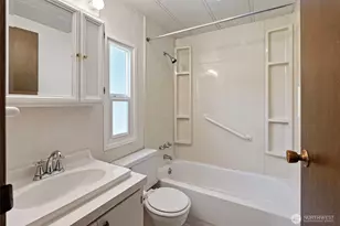 2200 196th Street SE, Bothell, WA 98012 - Photo 12