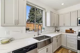 4051 E J St, Tacoma, WA 98404 - Photo 10