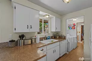 1121 Jean St SE, East Wenatchee, WA 98802 - Photo 4