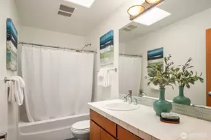 911 NW 59th St, Seattle, WA 98107 - Photo 24