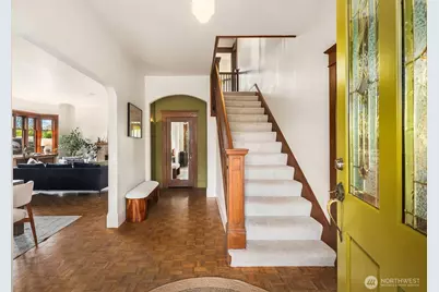 2519 31st Avenue S, Seattle, WA 98144 - Photo 2