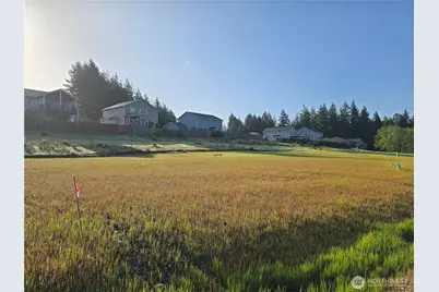 40 E Virgil Drive W, Allyn, WA 98524 - Photo 4