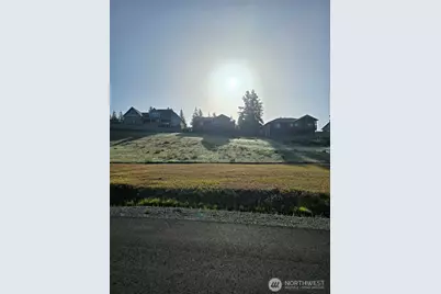 70 E Virgil Drive W, Allyn, WA 98524 - Photo 2