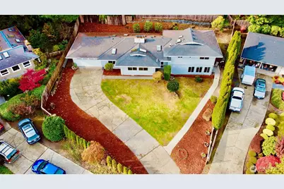 1135 147th Pl NE, Bellevue, WA 98007 - Photo 2