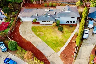1135 147th Pl NE, Bellevue, WA 98007 - Photo 2