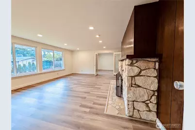 1135 147th Pl NE, Bellevue, WA 98007 - Photo 8
