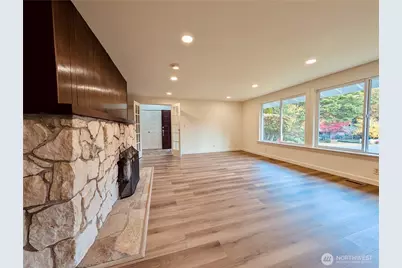 1135 147th Pl NE, Bellevue, WA 98007 - Photo 10