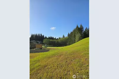 41 E Virgil Drive W, Allyn, WA 98524 - Photo 4