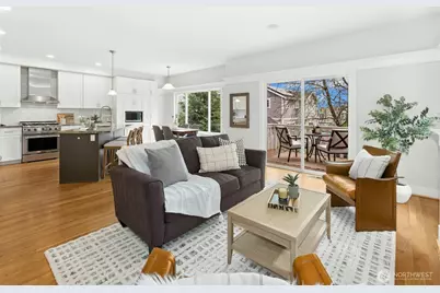 621 NE 77th Street, Seattle, WA 98115 - Photo 16