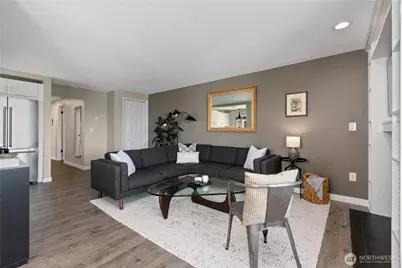 4511 Greenwood Avenue N #6, Seattle, WA 98103 - Photo 16