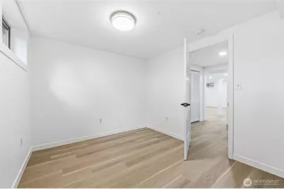 10825 Marine View Drive SW, Seattle, WA 98146 - Photo 20