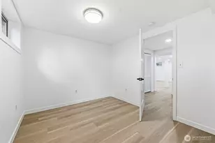 10825 Marine View Dr SW, Seattle, WA 98146 - Photo 20