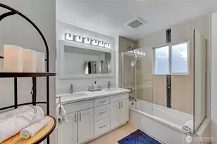 10825 Marine View Dr SW, Seattle, WA 98146 - Photo 10