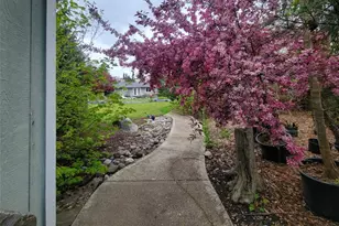 11802 28th Ave E, Tacoma, WA 98445 - Photo 34