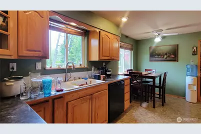 11802 28th Avenue E, Tacoma, WA 98445 - Photo 16
