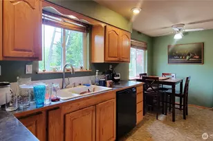 11802 28th Ave E, Tacoma, WA 98445 - Photo 16