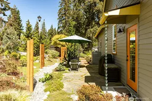 233 Clover Ct, Langley, WA 98260 - Photo 4