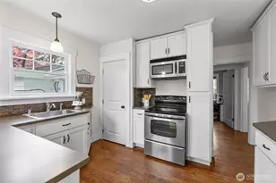 8325 Mountain Ave SE, Snoqualmie, WA 98065 - Photo 12